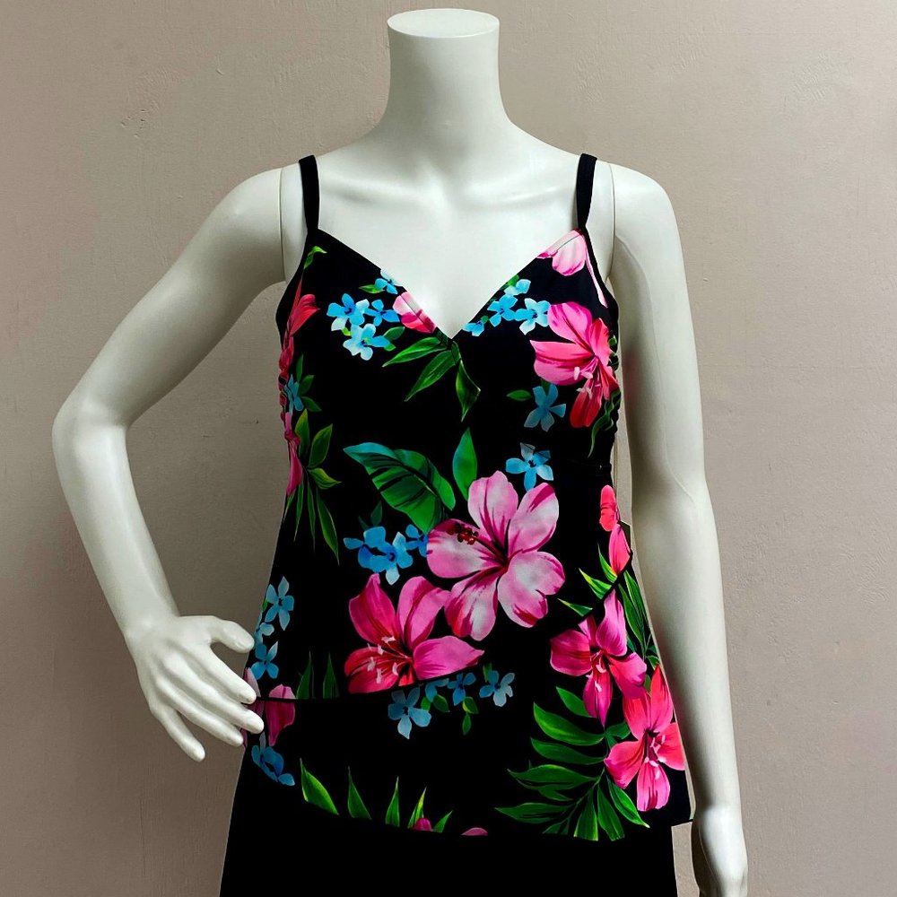 Caribbean Joe Island Supply Co. Floral Swim Top Size 12 NWT